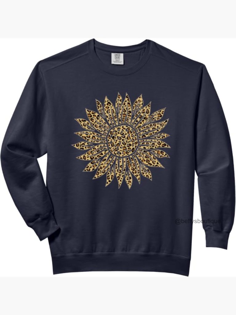 Relaxed Fit Crew Neck Sweatshirt With Side Seams Soft Cotton Blend